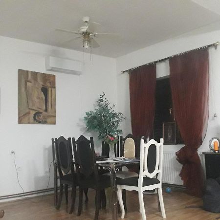 Tina Apartment Tekija  Екстериор снимка